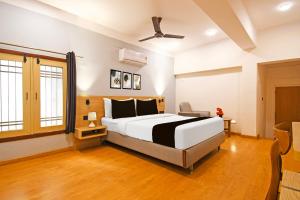 Super Townhouse Hill Cart Road Siliguri