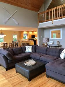 Driftwood Dove, Lakefront Home, Lake Nantahala, North Carolina