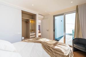 Villa Bisa II, jacuzzi and sea view