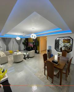 Coastal Gem 3BR, Pool, 5 Min Walk to Beach - Nyali