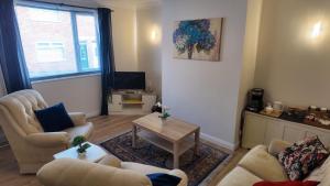 The Orchard, Superb Stay for Professionals and Families