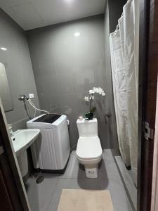 Chic 1br Apartment Makati CBD near Airport BGC
