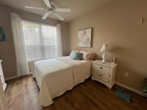 Admirals Walk Ground Floor Condo in Gated Comm