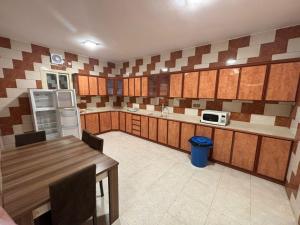 شقق الورود المخدومة