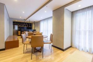 Sua estadia completa em prédio c piscina e academia na melhor localização de São Paulo - CARs