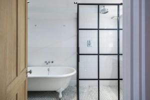 The Authentic flats in the Heart of Fitzrovia