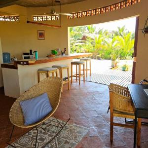 CaChueca Beach House with Pool, Roof and View