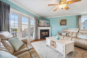 Ocean Hideaway Rooftop Deck Fireplace