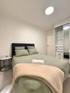 Beachfront Retreat 10sec From The Beach