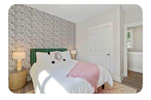 Brand New 3 Bed 3 Bath Modern Home in Downtown