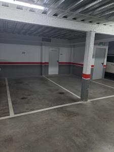 céntrico, tranquilo, garaje, colchones visco, ascensor, luminoso y wifi