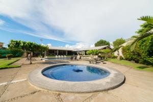Beachfront Casa Cres | 6BR Luxury Villa with Private Pools, BBQ & Tennis
