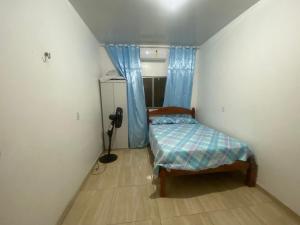 Casa Completa e Aconchegante com 2 Cômodos - terá duas pessoas na casa