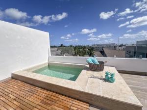 Cana Life Luxury Sky Pool Penthouse, Los Corales Punta Cana