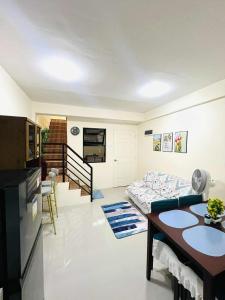 Staycation in Malolos Bulacan with Parking, Netflix and Fast WiFi