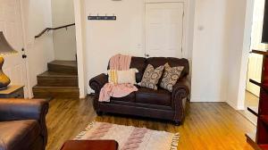 Midnight Sun - Near Airport and Shopping