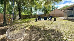 Oasis Escape Home Near Disney, Nature and BBQ