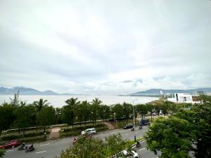 Aura Beachfront Hotel - Apartment