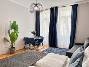 Next to Lugner City and Stadthalle I Close to Metro