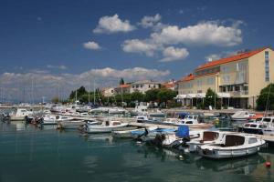 Apartments in Malinska - Insel Krk 14739