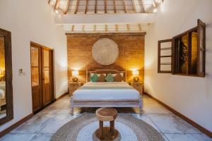 Villa Amsa by Pertama Management