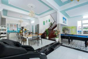 Villa Hồ Bơi Vũng Tàu Gần Biển - A21 - Free Bida - Phòng Karaoke Máy Lạnh