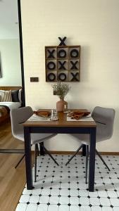 Title Halo Slow Morning Naiyang Pool Gym