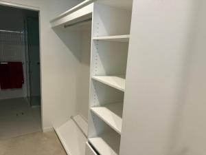 THE COSMOPOLITAN COTTON TREE Hideaway at 10310