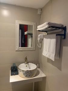 Lan Quế Phường Hotel