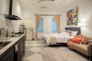 Urban Loft Style Studio at Central District 1A!