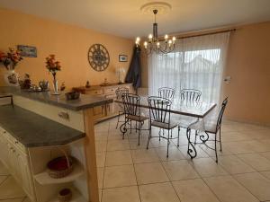 Appartement T3 rez-de-jardin, proche port Crouesty, wifi, parking - FR-1-775-39