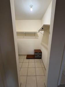 Apartment minutes from the consulate