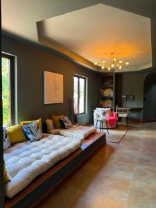 Private Wellness Home Sauna, Jacuzzi &Cold Plunge