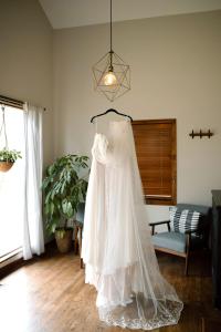 Stunning Home Away From Home in New Albany, Ohio, For Restful Escapes to Nature