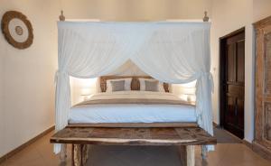 2BR Villa - Central Seminyak - Private Cook & Breakfast