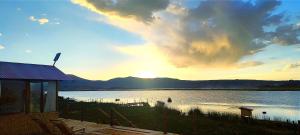 Los uros Domo Atardecer