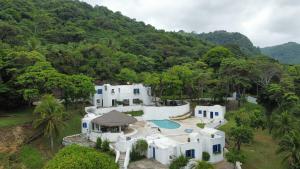 Villa Santorini Surf City