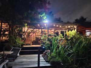 Baan GoLite Ko Kret - บ้านโกไล้เกาะเกร็ด