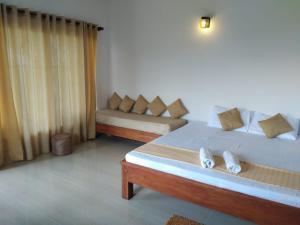 Solitary Cottage Dunhinna