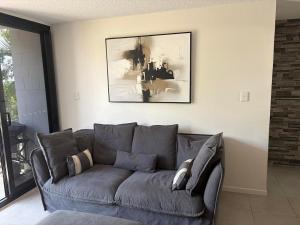 Stylish unit convenient location