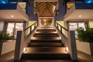 Luxury villa Seaview & Sunset 100m from the beach