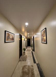 Hotel Heaven Luxes Opp Miraj Cinemas