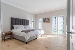 Mountain Vista Escape