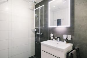 Apartment Eiger in See- und Bergnähe, modern, mit Balkon und Aussicht für 4 Gäste