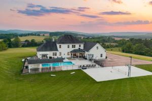 Willow Brook Mansion