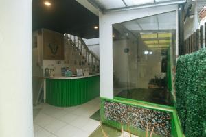 RedDoorz at LFamili Hotel Boracay