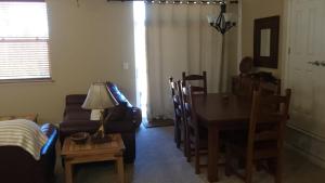 Meadow Ridge Mountain Views 8 minutes from Basecamp