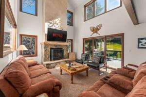 The Alpine Lodge 4BR on Eagle Vail Golf Course