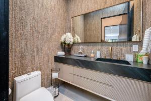 Luxury 6BR Beverly Hills Villa with Pool and Views