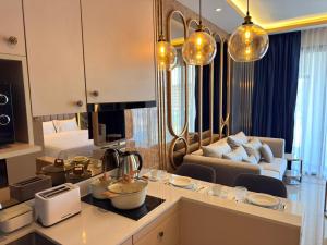 Bangtao new studio in Bellevue Lagoon